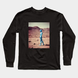 Robot on Mars Long Sleeve T-Shirt